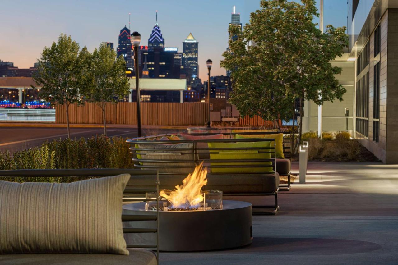 Hilton Garden Inn Camden Waterfront Philadelphia Exterior photo