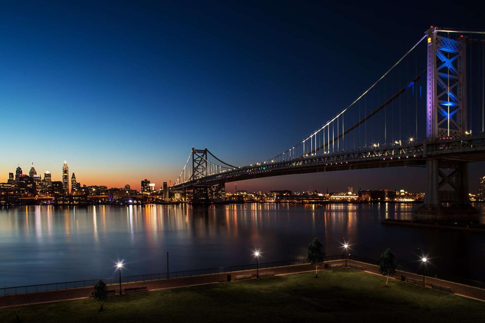Hilton Garden Inn Camden Waterfront Philadelphia Exterior photo